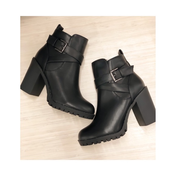 Shoes - HIGH CLASS BOOTIES- BLACK